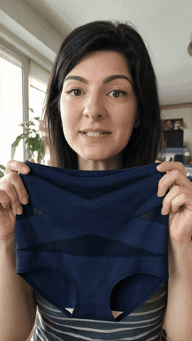 Real customer with the navy Almsie Snatched Brief